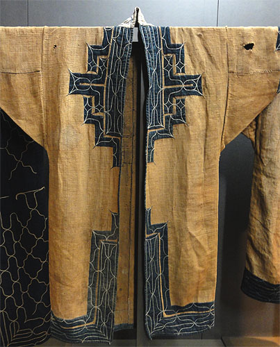 Textiles Ainu