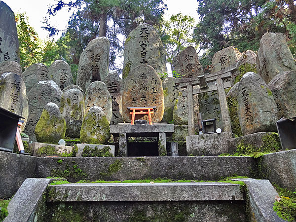 L’attribut alt de cette image est vide, son nom de fichier est 121113_425.jpg.